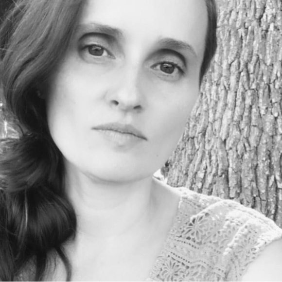 Meet your Posher, Marjorie - Picture 2 of 2